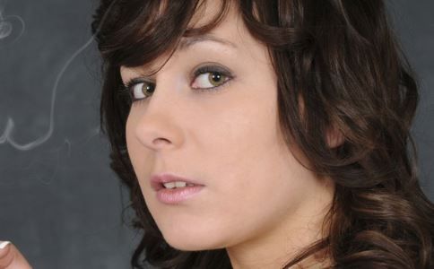 月经不调吃什么好 山楂的功效与作用 月经不调可以吃山楂吗