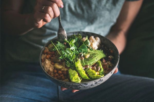 Eating-Healthy-Vegan-Food.jpg