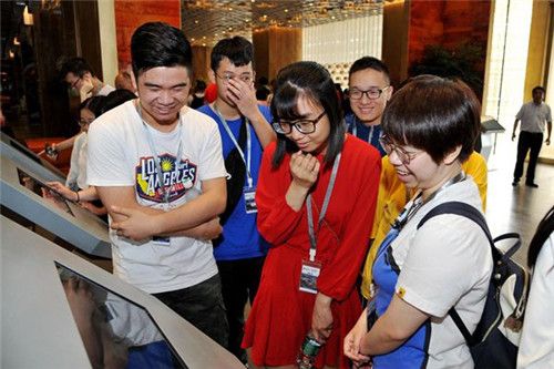 国企开放日走进同仁堂 新零售赋予健康产业“新玩法”