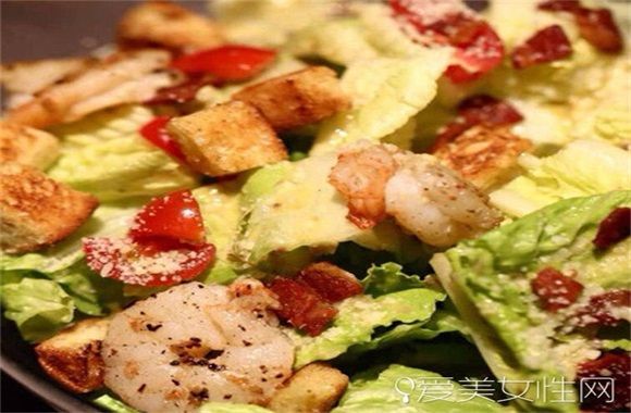 六种瘦腿瑜伽动作简单易学 紧实大腿hold住美丽(图1)