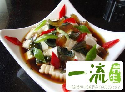 松花蛋拌豆腐 清爽小菜给您清爽一夏