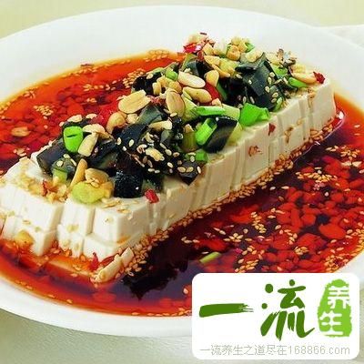 松花蛋拌豆腐 清爽小菜给您清爽一夏