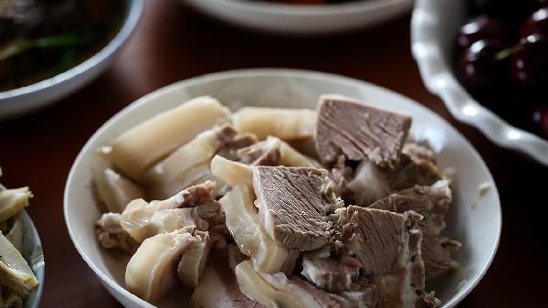 健身吃鸡胸肉好还是吃牛肉好