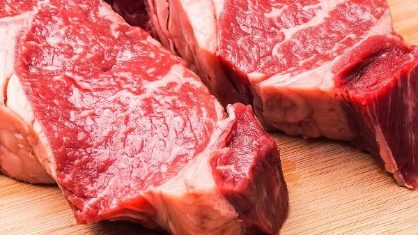 健身吃鸡胸肉好还是吃牛肉好