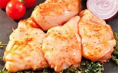 健身餐：鸡胸肉的四种吃法