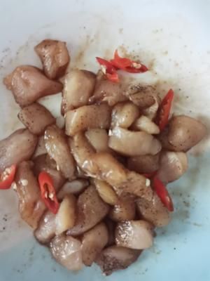 减脂不放油鸡胸肉的做法 步骤1