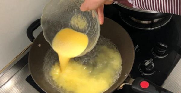 1分钟出锅，我家早餐顿顿吃不腻，玉米面最好吃做法，太香了