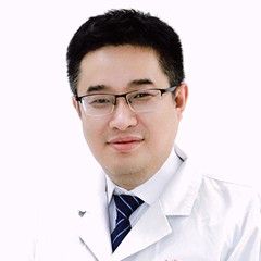 王东伟