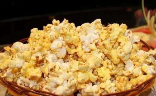 爆米花的熱量高嗎 爆米花吃了有營(yíng)養(yǎng)嗎