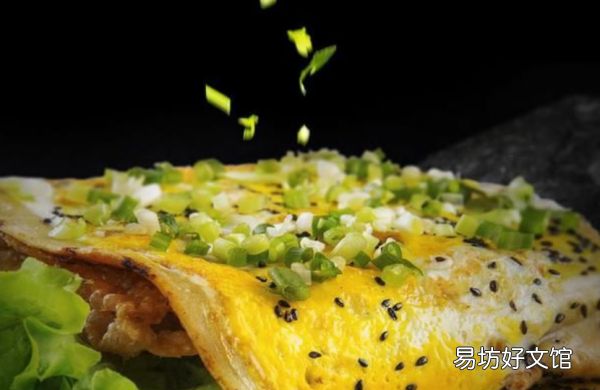 一个煎饼果子的热量，一个煎饼果子的热量是多少大卡