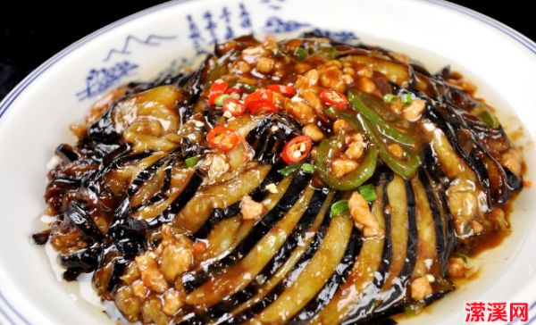 鸡蛋饼热量，青椒鸡蛋饼热量