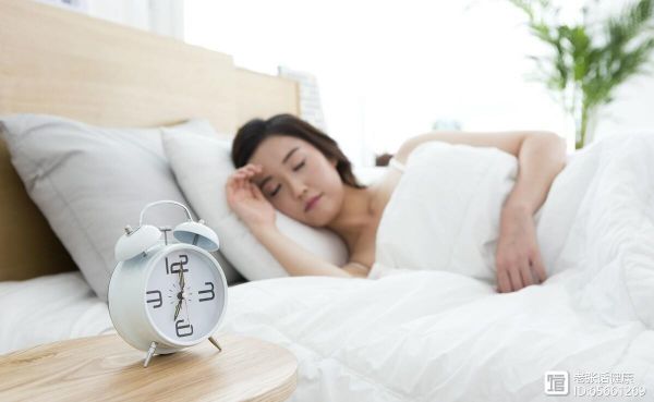 “早睡早起”和“晚睡晚起”，到底哪個(gè)更好？為了健康，多了解下