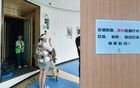 婴儿喝奶瓶被赶，比冷漠更冷的是不知错丨中听