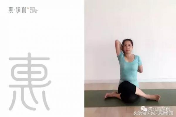 五个体式让你远离乳腺疾病
