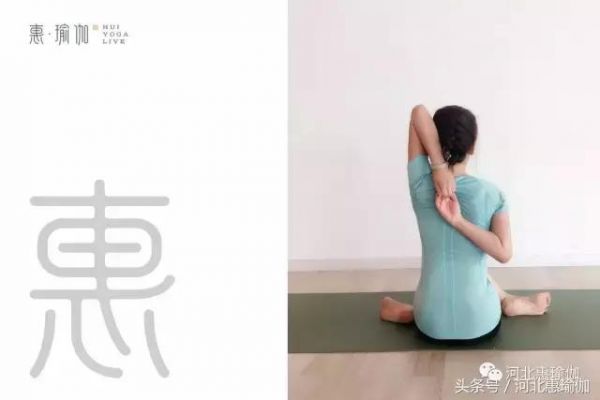 五个体式让你远离乳腺疾病