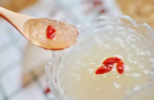 燕窝替代品一览：探寻高性价比的滋补食材选择