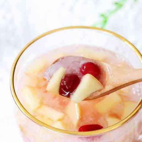 探索天然食材替代燕窝：全面盘点高营养价值替代品及功效