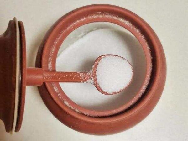 高血壓的罪魁禍?zhǔn)祝皇躯}而是鈉，日常飲食要忌口