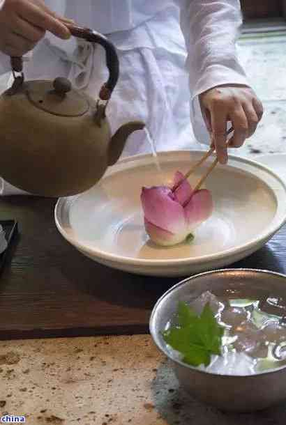 养生茶是由哪些材料制成的？