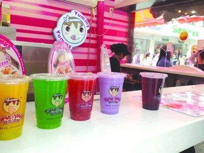 水+濃縮汁+膠狀物=“鮮榨果汁”（圖）