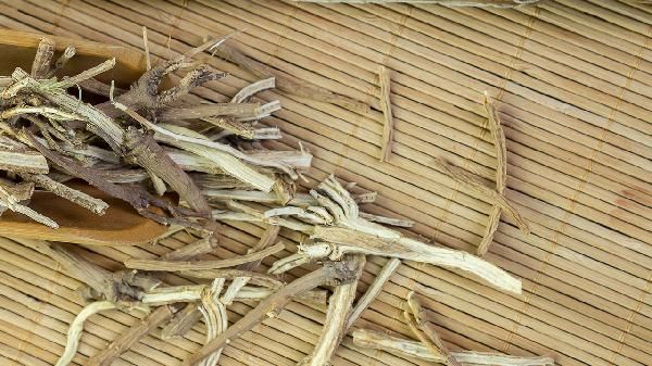 柴胡可以和安痛定一起用吗