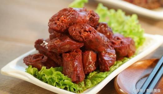 麻辣誘惑《麻辣鴨脖》的家庭做法，麻辣勁爽、筋道十足，辣味純正