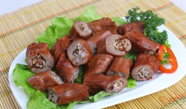 这几个牌子的鸭脖好吃，各有各的特点，还不赶紧去尝尝！