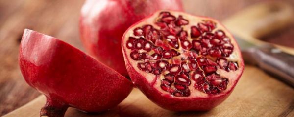 秋季吃石榴 好处 水果 护肤 矿物质 疾病 石榴皮
