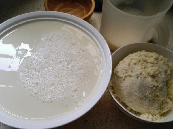 純奶手撕吐司的做法 步驟1