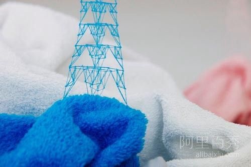 用線條創(chuàng)作的微型雕塑 令人驚嘆不已--阿里百秀
