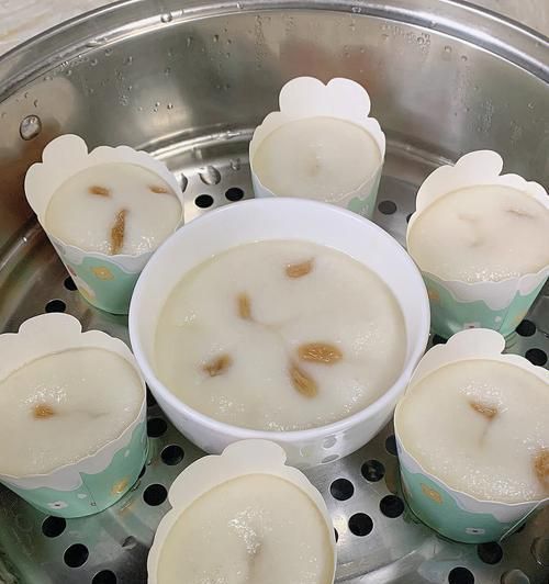 輕松做出美味酸奶發(fā)糕（營養(yǎng)健康又簡單）