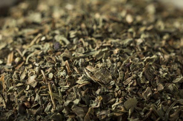 茶葉渣是堿性還是酸性？解密茶葉渣的 PH 值及其關(guān)系
