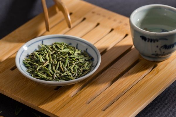 綠茶的最佳儲存方法，最好放入冰箱冷藏保存