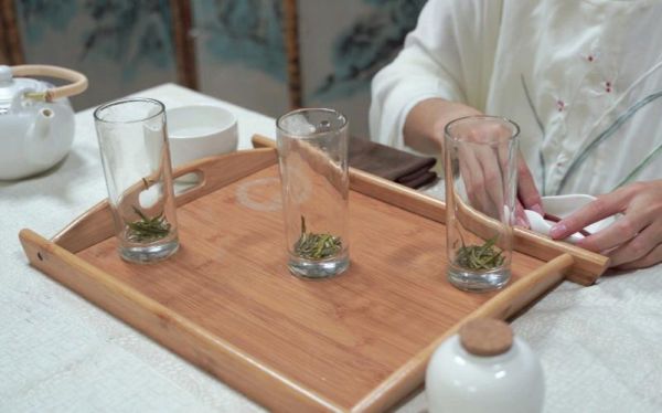 綠茶茶藝表演，喝紅茶和喝綠茶，茶藝一樣嗎？