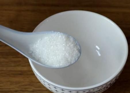 廚房油污太重，難以清洗？來試試這幾個(gè)小妙方