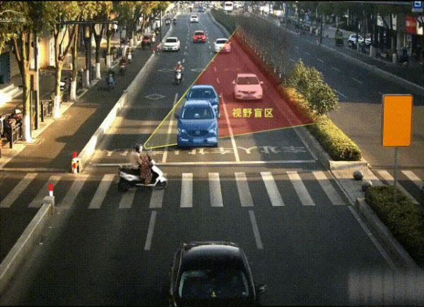 發(fā)現(xiàn)一個奇怪現(xiàn)象：開車技術(shù)越好！普遍都有這10個特點，你占幾個-有駕