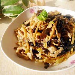 黃花菜木耳炒肉的做法[圖]