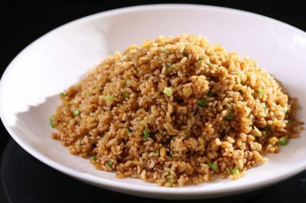宵夜攤最常點的四道炒飯,你吃宵夜時會點哪一種口味的?