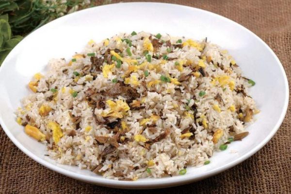 宵夜攤最常點的四道炒飯,你吃宵夜時會點哪一種口味的?