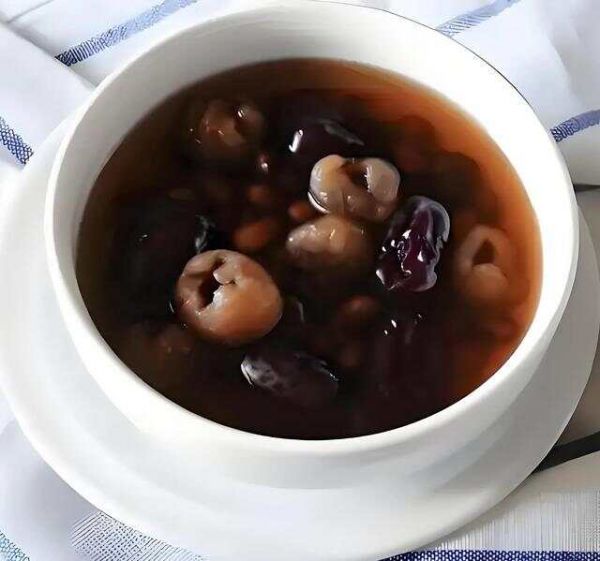 黑豆這樣搭，效果翻倍！8種吃法補(bǔ)腎、安眠、降血脂，快收藏！