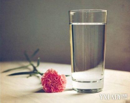 【图】如何喝白开水减肥 喝水减肥原理揭秘1