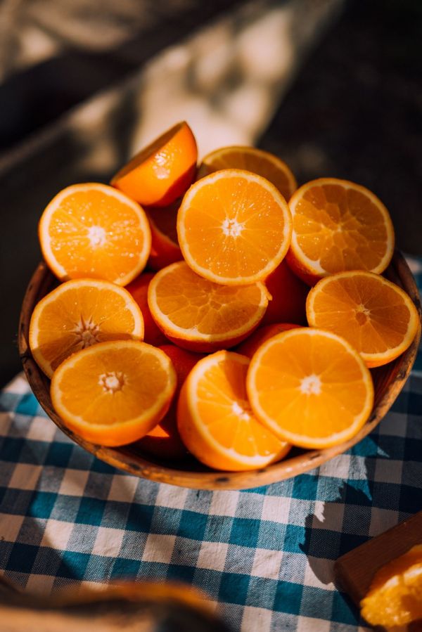 bowl of halved oranges