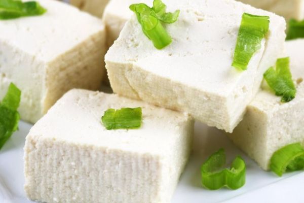 豆腐的熱量是多少 250g豆腐有多少熱量 老豆腐減肥還是嫩豆腐