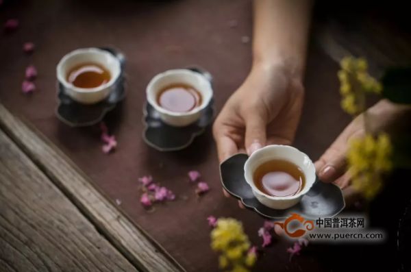 為什么茶不能被其它飲料替代？