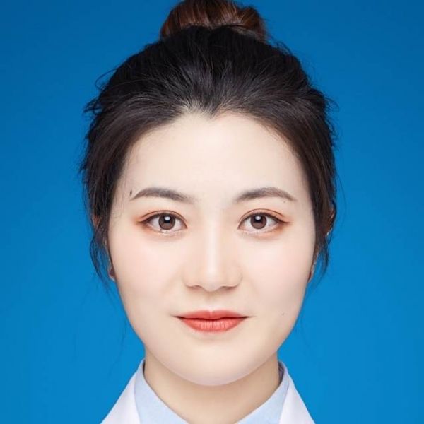 周茜