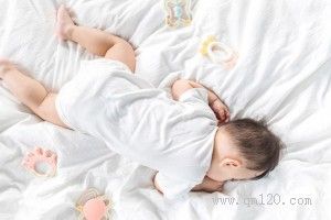 胎教故事大全每天一個（孕婦睡前胎教故事大全）