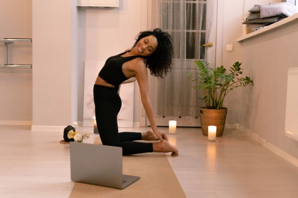 瑜伽練習(xí) yoga training