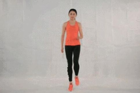 原地慢跑
