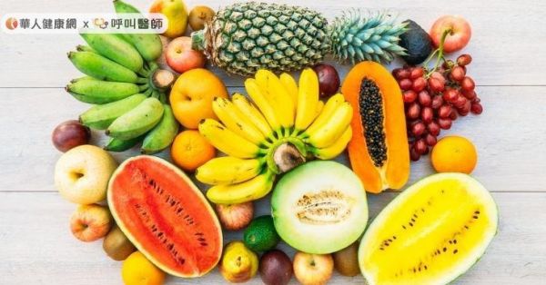 天然果糖的甜份可以抑制住你想吃甜食的渴望，練習以水果取代高糖份的點心、零食，甚至含糖冷飲，減少了甜食的攝取，就少了一個讓小腹跑出來的可能原因！