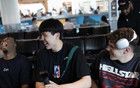 聊啥呢？楊瀚森和克林根同行 兩人都笑開(kāi)了花